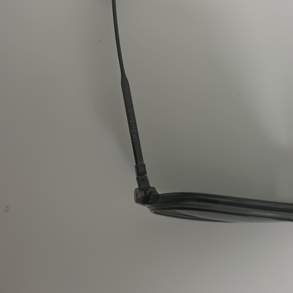 Givenchy Aviator sunglasses - Picture 7 of 7